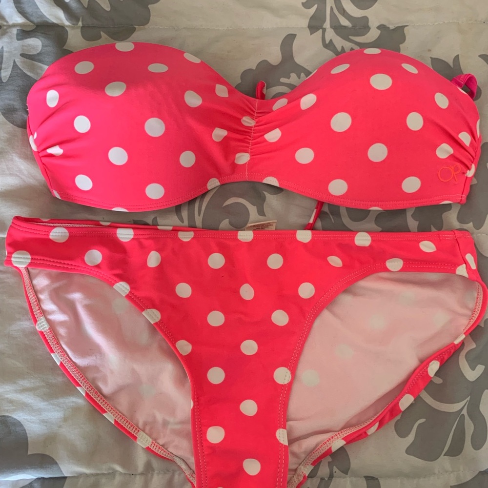 Bathing suit